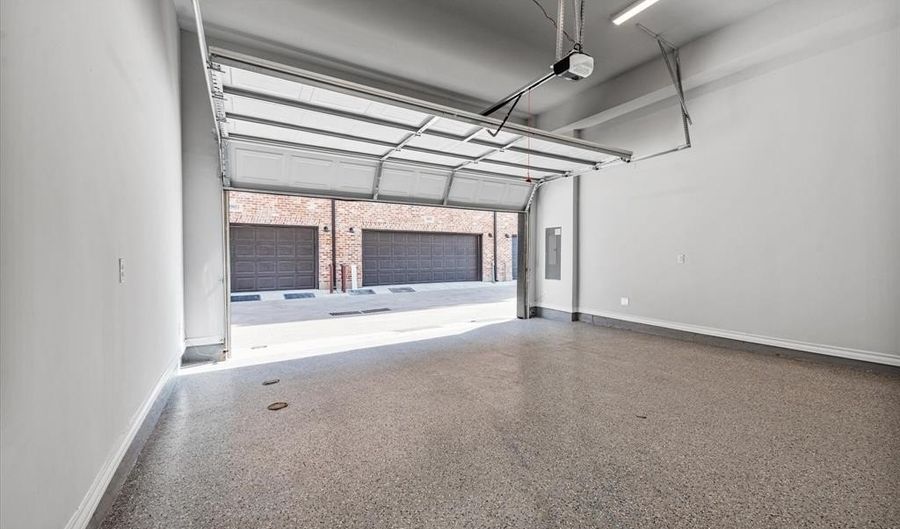 4122 Belt Line Rd, Addison, TX 75001 - 3 Beds, 5 Bath