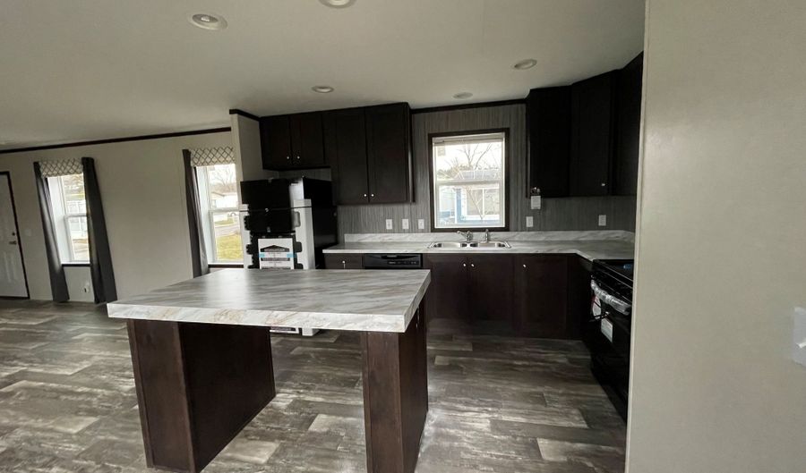 817 Alaska 817, Belleville, MI 48111 - 3 Beds, 2 Bath