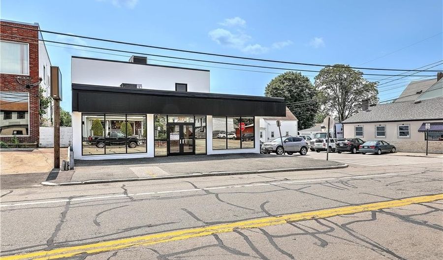 577 Warren Ave, East Providence, RI 02914 - 0 Beds, 0 Bath