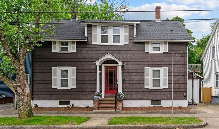 36 Ruth Ave, East Providence, RI 02916 - 5 Beds, 2 Bath