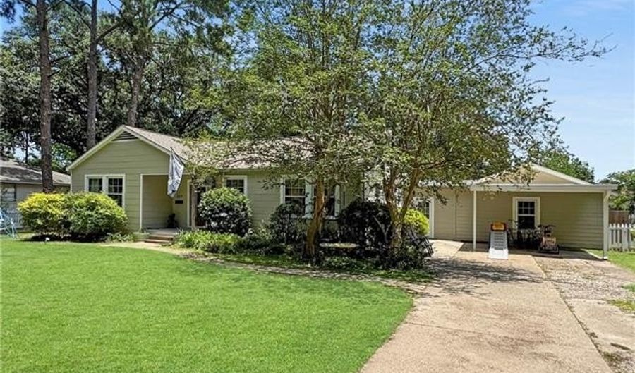 369 FINCHLEY Ave, Baton Rouge, LA 70806 - 4 Beds, 3 Bath