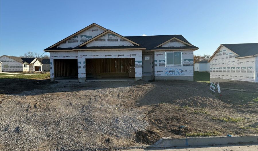 25132 Bluebird Cir, Adel, IA 50003 - 3 Beds, 2 Bath