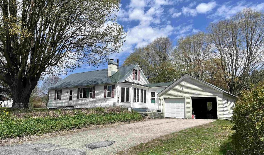 119 Town Farm Rd, Brandon, VT 05733 - 4 Beds, 1 Bath