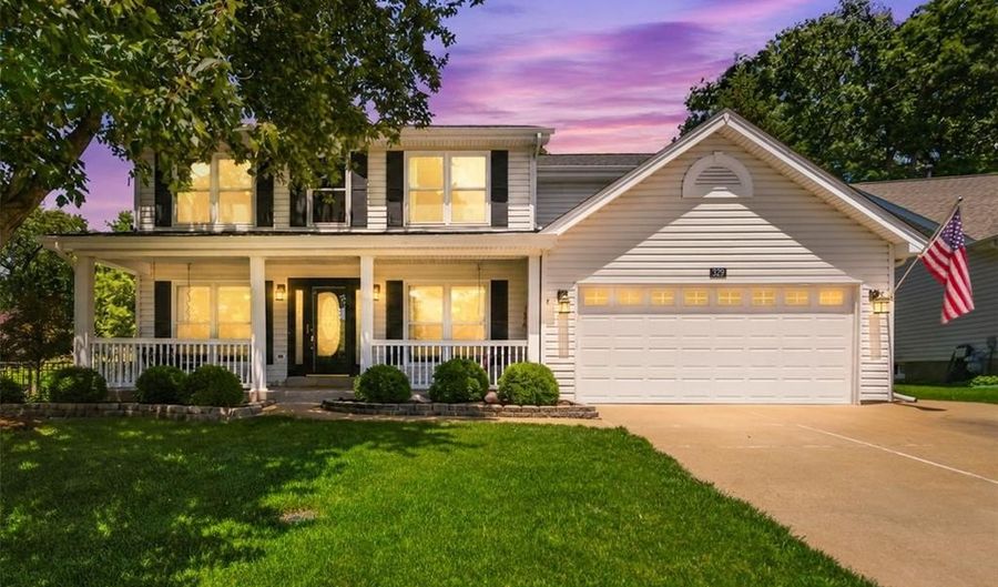 329 Gateford Dr, Ballwin, MO 63021 - 4 Beds, 4 Bath