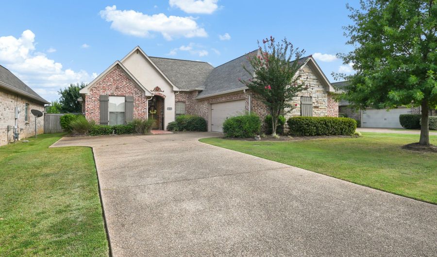 144 Amethyst Dr, Brandon, MS 39047 - 3 Beds, 2 Bath