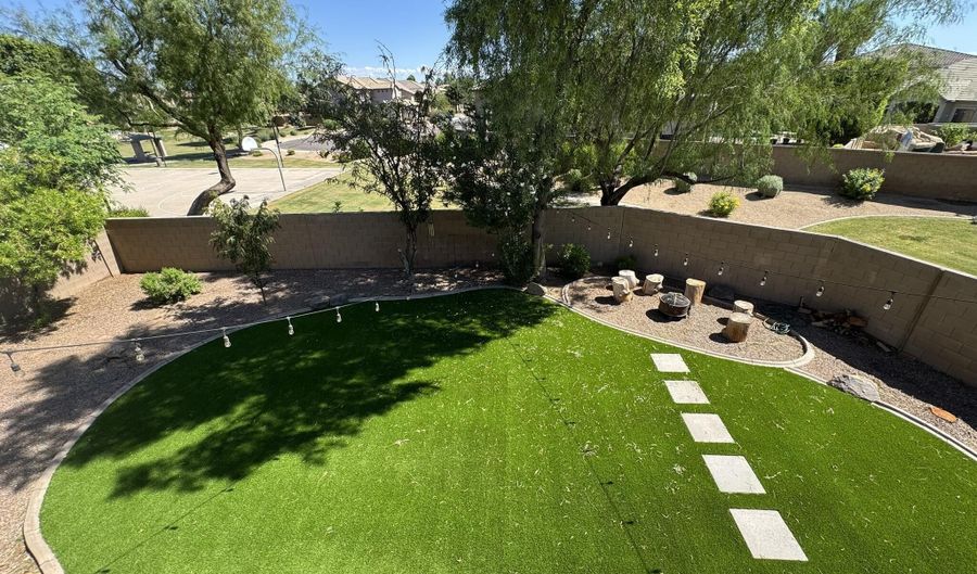2671 S DRAGOON Dr, Chandler, AZ 85286 - 5 Beds, 4 Bath
