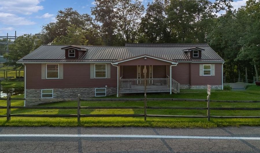 2655 Grandview Rd, Beaver, WV 25813 - 5 Beds, 4 Bath