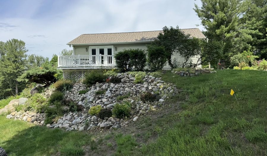 10311 SE Torch Lake Dr, Alden, MI 49612 - 3 Beds, 2 Bath