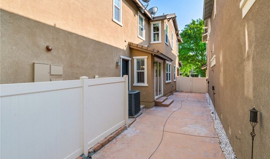 26392 Fowler Dr, Loma Linda, CA 92354 - 4 Beds, 3 Bath