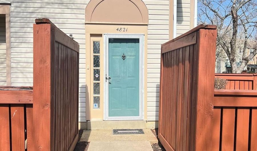 4821 RIVER VALLEY Way 121, Bowie, MD 20720 - 2 Beds, 2 Bath