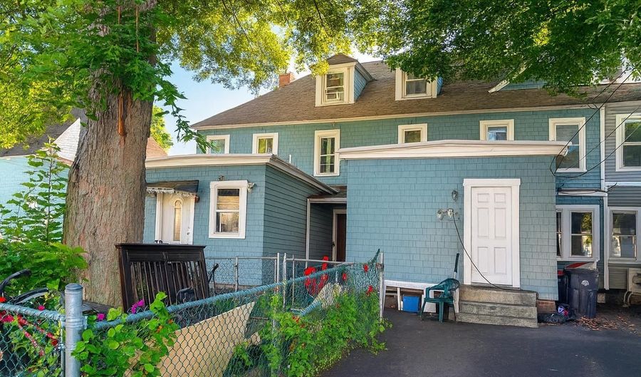 5-7 Amory St, Nashua, NH 03060 - 10 Beds, 5 Bath