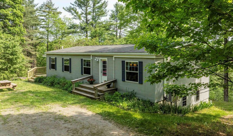 444 E Town Farm Rd, Putney, VT 05346 - 4 Beds, 3 Bath