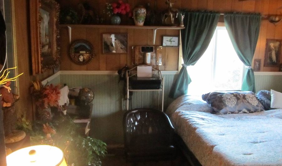 12096 Hwy 23, Witter, AR 72776 - 2 Beds, 1 Bath