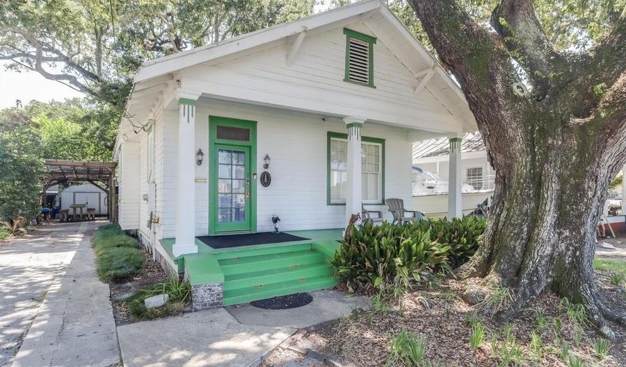 132 Dukate St, Biloxi, MS 39530 - 2 Beds, 2 Bath