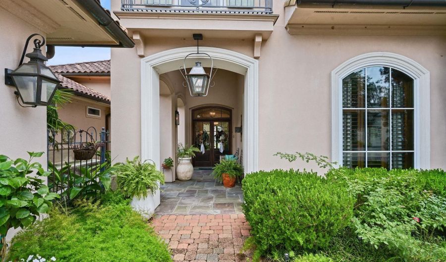 19323 Links Ct, Baton Rouge, LA 70810 - 3 Beds, 3 Bath