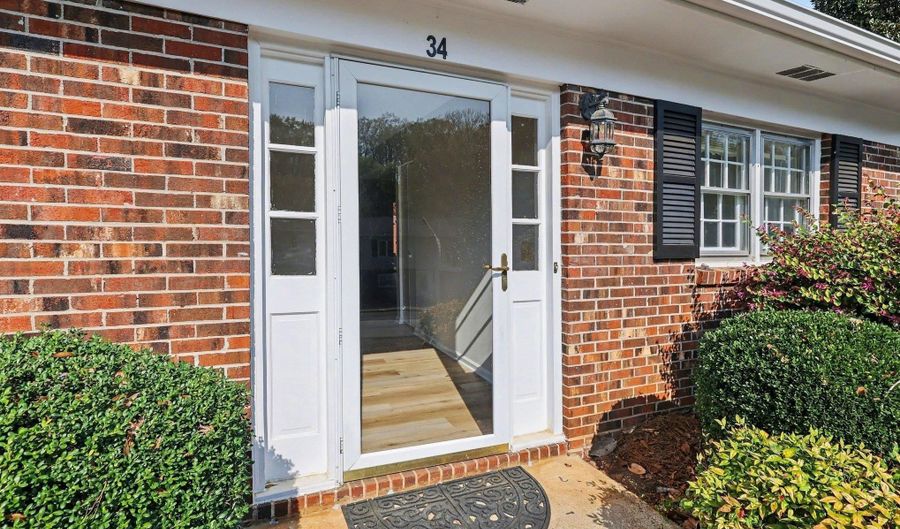 34 Summercreek Dr, Spartanburg, SC 29307 - 2 Beds, 2 Bath