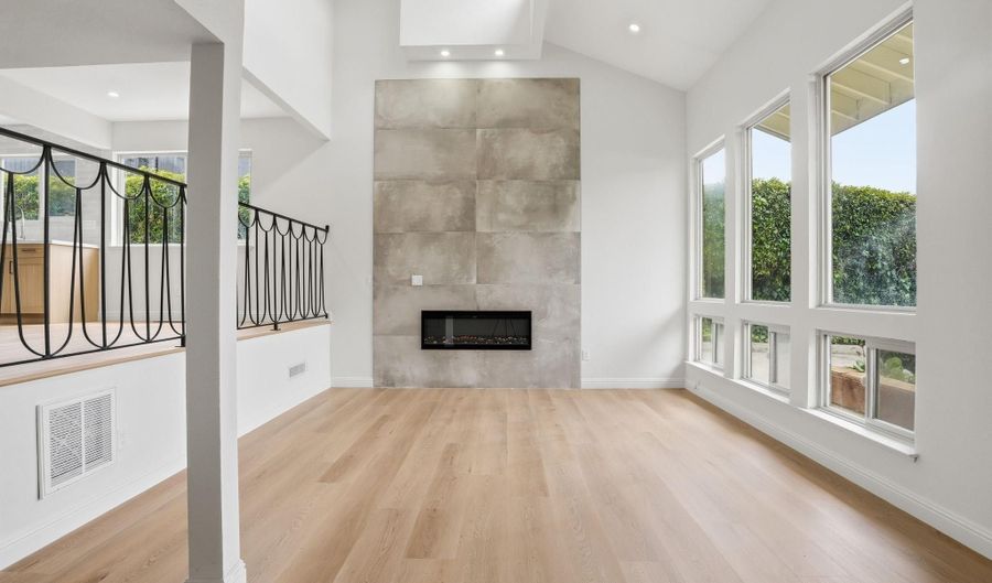 2013 Dolphin Dr, Aptos, CA 95003 - 3 Beds, 2 Bath