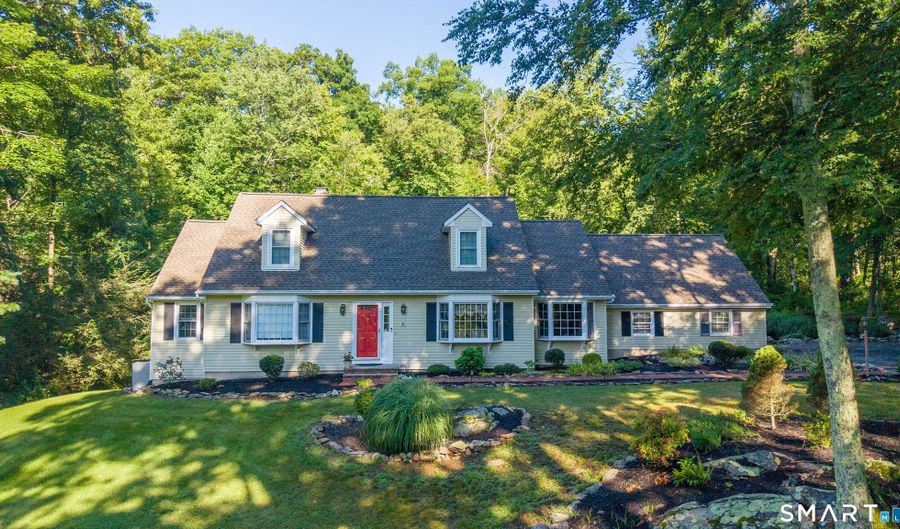 2 Banquo Brae Rd, Brookfield, CT 06804 - 4 Beds, 3 Bath