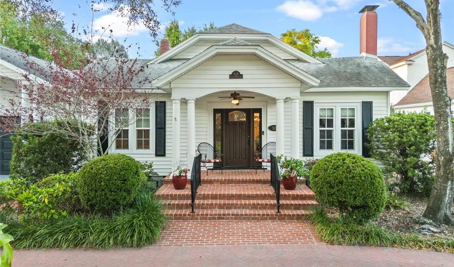 525 SHERIDAN Blvd, Orlando, FL 32804 - 4 Beds, 5 Bath