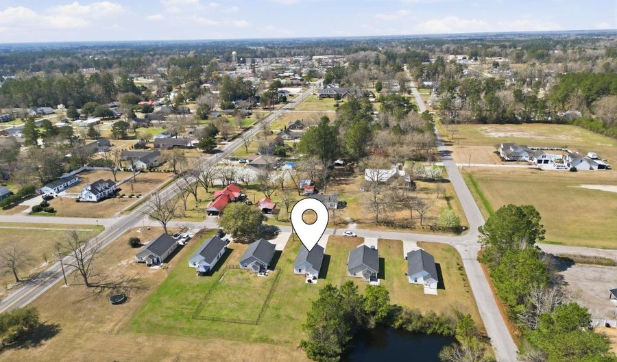784 12th Ave, Aynor, SC 29511 - 3 Beds, 2 Bath