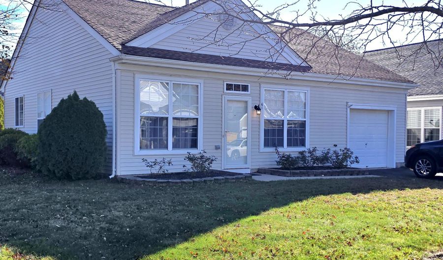 61 Sandpiper Rd, Barnegat, NJ 08005 - 2 Beds, 2 Bath