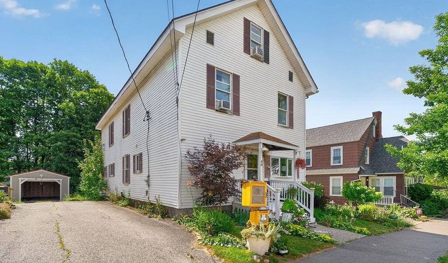 48 6th St, Bangor, ME 04401 - 6 Beds, 2 Bath