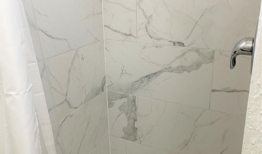 1504 N French St B, Casa Grande, AZ 85122 - 2 Beds, 2 Bath