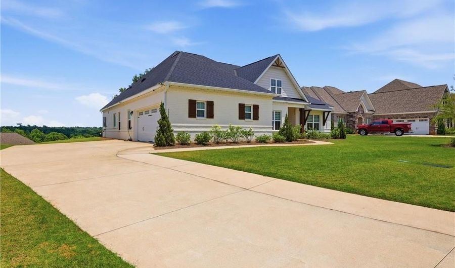 1312 GARRETT Ln, Auburn, AL 36830 - 4 Beds, 3 Bath