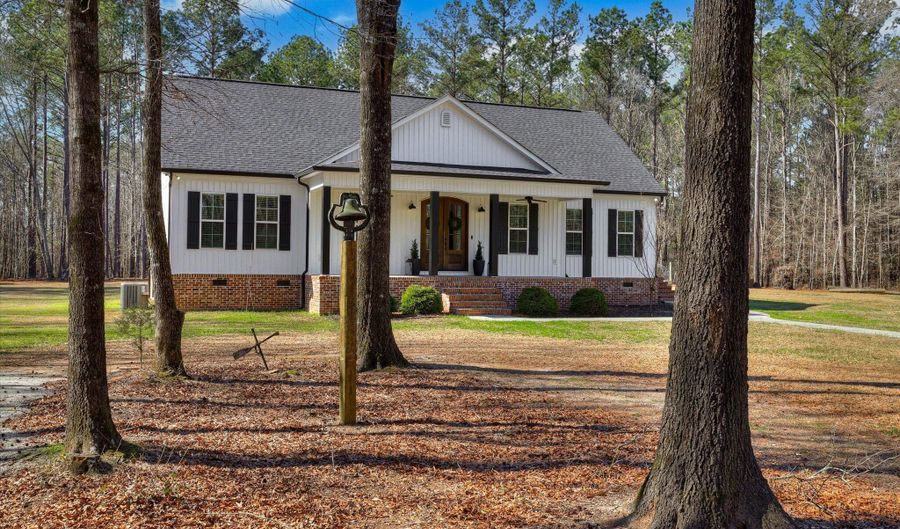 612 Mczilkey Dr, Appling, GA 30802 - 4 Beds, 3 Bath