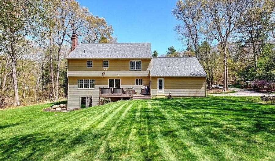 235 Holly Hills Ln, North Kingstown, RI 02874 - 4 Beds, 3 Bath
