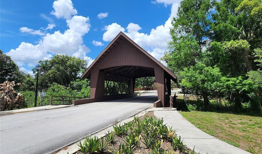 683 OAK HOLLOW Way, Altamonte Springs, FL 32714 - 3 Beds, 3 Bath