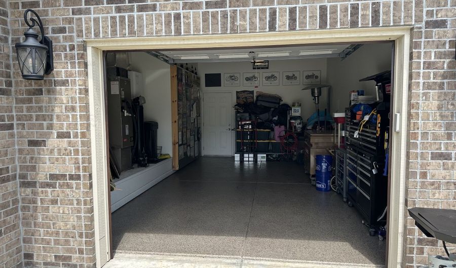 8034 Clearwater Ct, Plainfield, IN 46168 - 3 Beds, 3 Bath