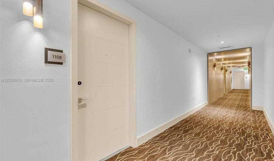 2960 NE 207th St 1108, Aventura, FL 33180 - 1 Beds, 2 Bath