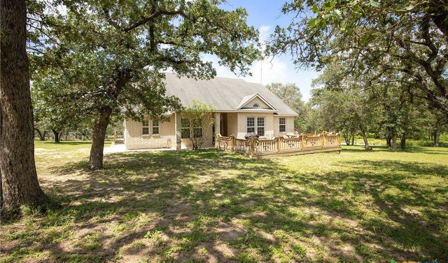 1262 Morning Glory Ln, Adkins, TX 78101 - 4 Beds, 3 Bath