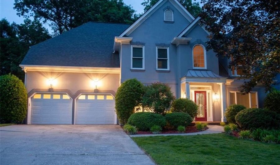 4957 DAY LILY Way, Acworth, GA 30102 - 5 Beds, 5 Bath