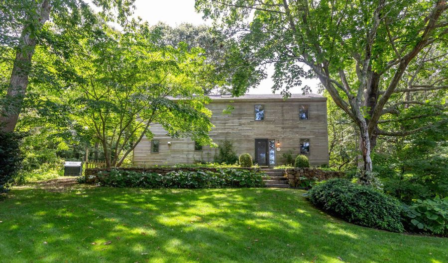 29 Sturgis Ln, Barnstable, MA 02630 - 3 Beds, 3 Bath