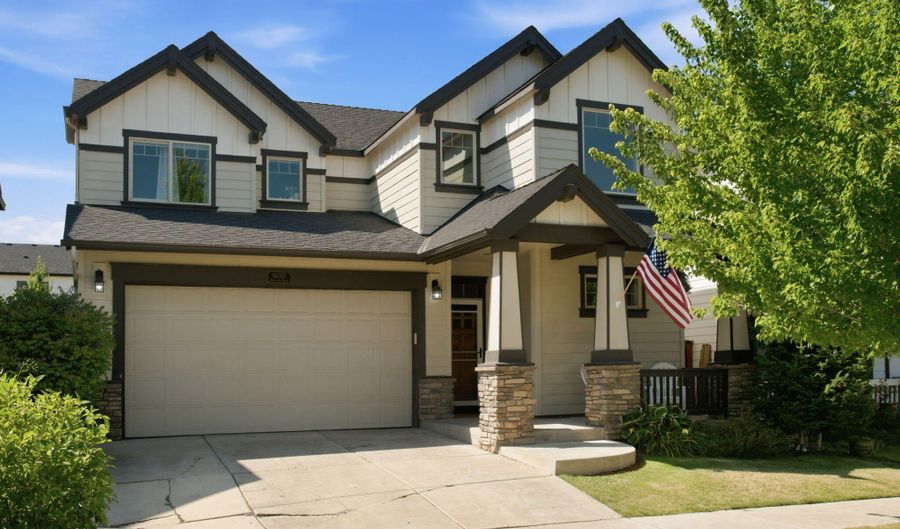61202 Dayspring Dr, Bend, OR 97702 - 4 Beds, 3 Bath