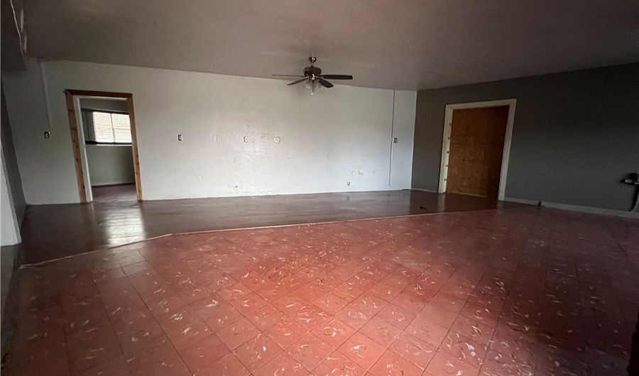 1001 E 6th St, Alice, TX 78332 - 0 Beds, 0 Bath