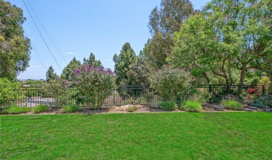 27056 Shorewood Rd, Rancho Palos Verdes, CA 90275 - 3 Beds, 2 Bath