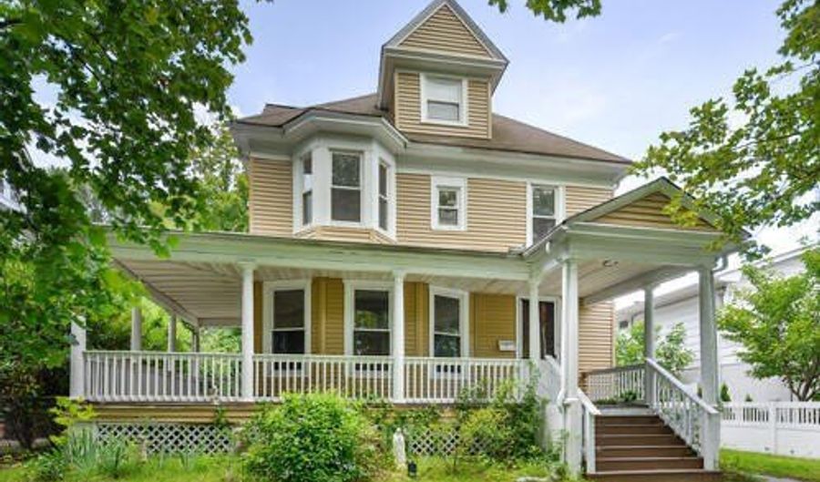 1005 5th Ave, Asbury Park, NJ 07712 - 4 Beds, 2 Bath