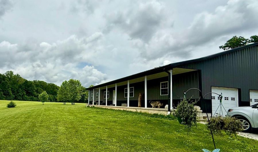 11794 N Delaware Rd, Batesville, IN 47006 - 7 Beds, 5 Bath