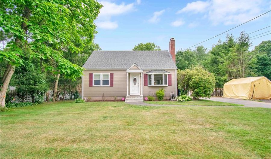 21 Old Town Rd, Vernon, CT 06066 - 3 Beds, 2 Bath