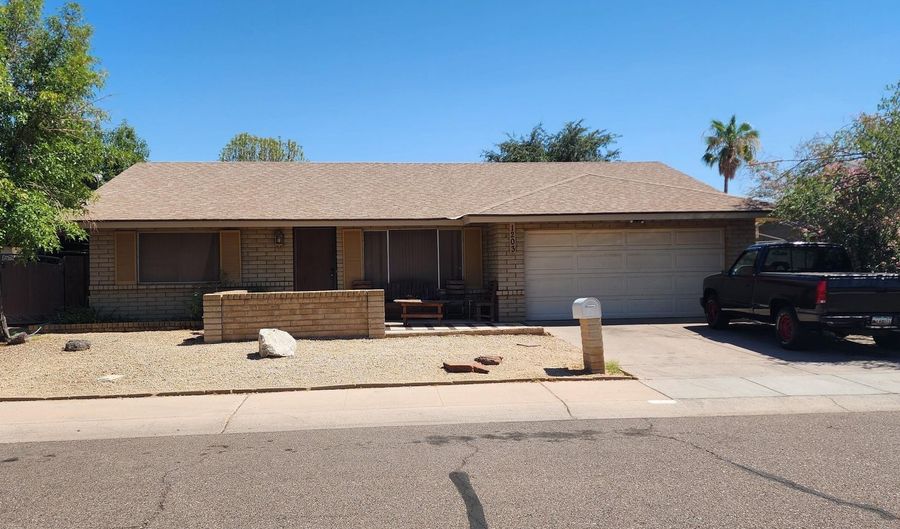 1203 W ALAMO Dr, Chandler, AZ 85224 - 3 Beds, 2 Bath