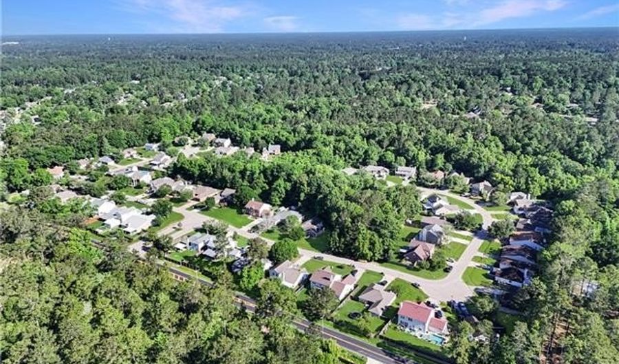 141 E EMERALD Crk, Abita Springs, LA 70420 - 4 Beds, 3 Bath