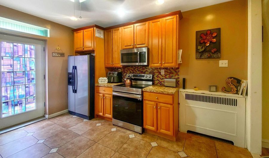 2104 W CHELTENHAM Ave, Philadelphia, PA 19138 - 3 Beds, 2 Bath