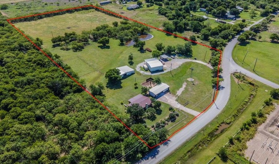 3316 County Road 616, Alvarado, TX 76009 - 3 Beds, 2 Bath