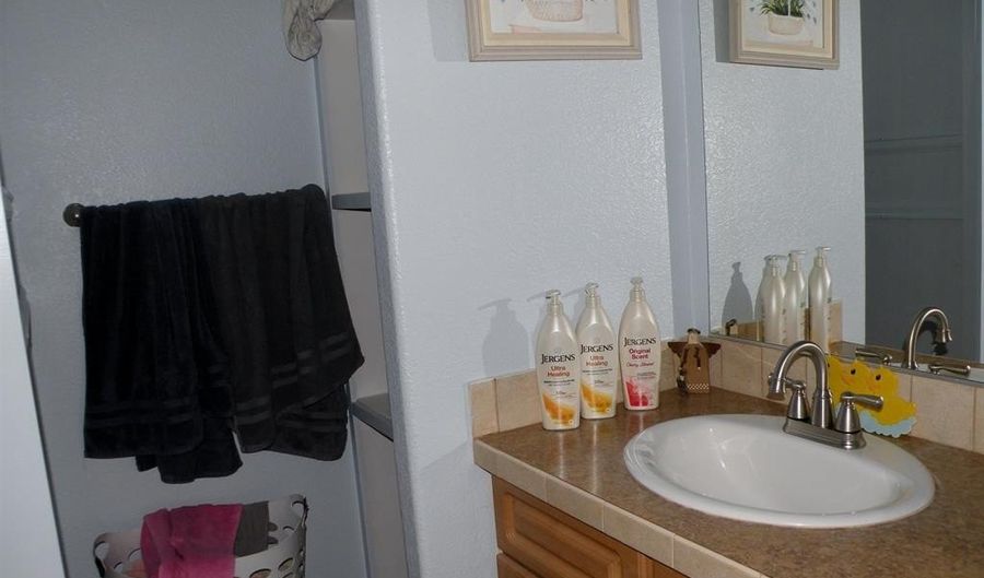 25685 Y9 Rd, Bedrock, CO 81411 - 4 Beds, 2 Bath