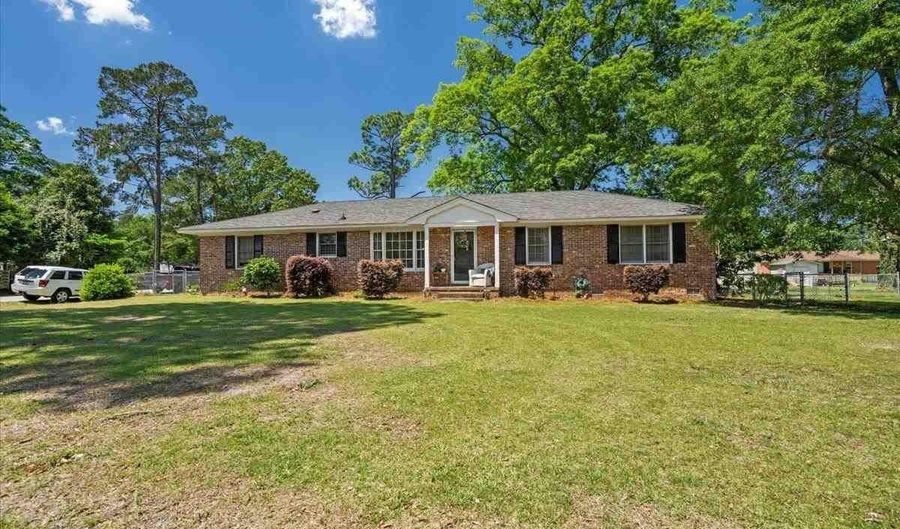 2313 S Rosemary Ave, Florence, SC 29505 - 3 Beds, 2 Bath