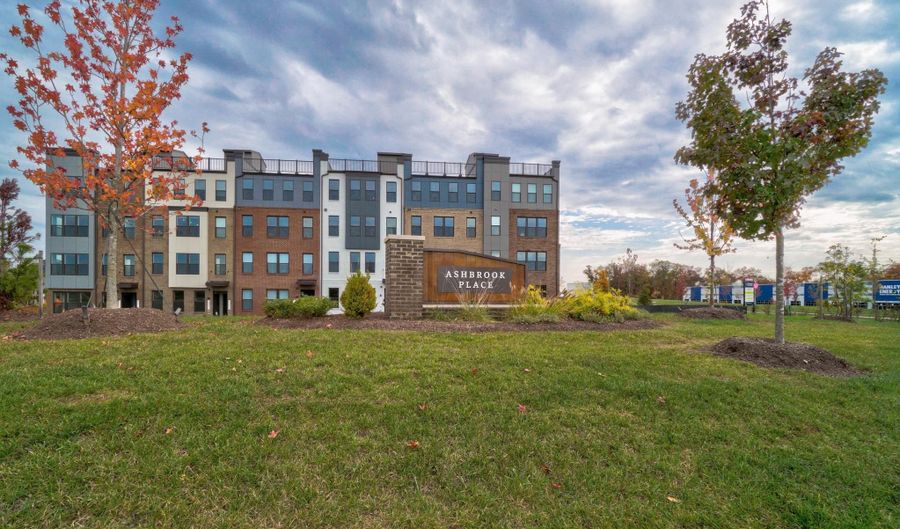 20285 NEWFOUNDLAND Sq, Ashburn, VA 20147 - 3 Beds, 3 Bath