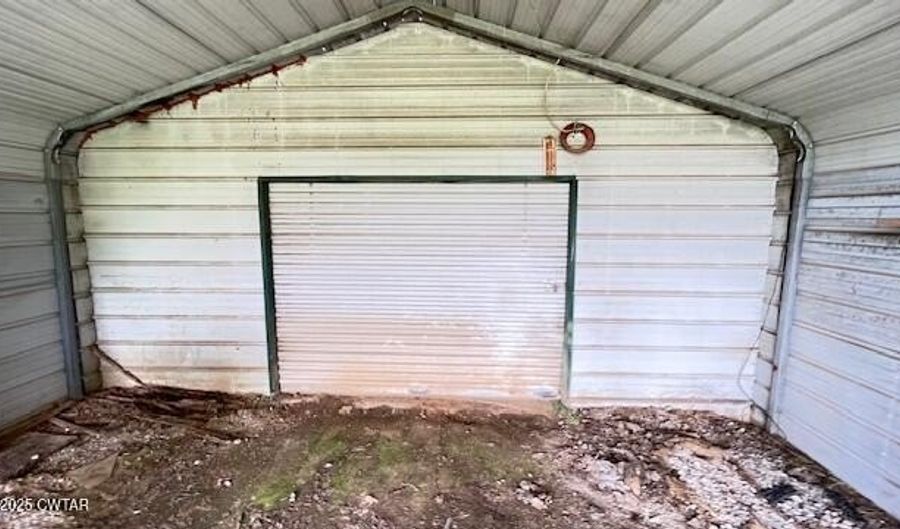 3945 Old Trezevant Rd, Atwood, TN 38220 - 2 Beds, 1 Bath
